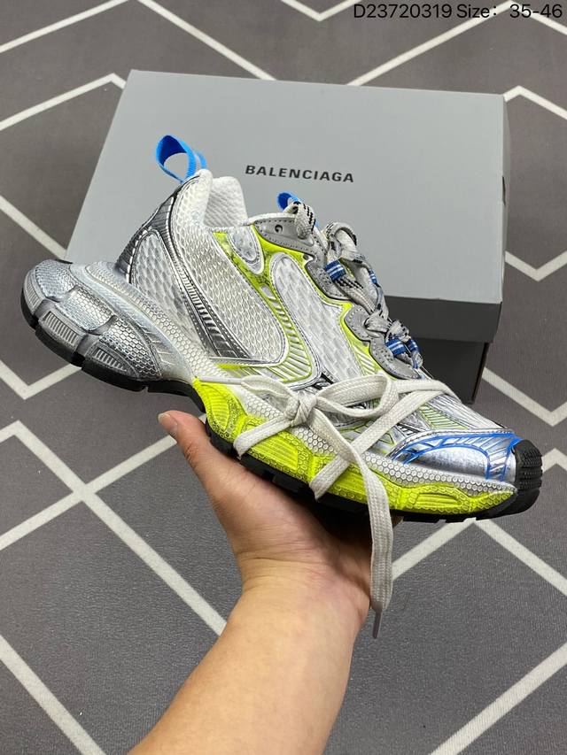 公司级balenciaga Phantom Sneaker 巴黎世家 巴黎世家全新十代潮流跑鞋 增加全新设计 在延续 Track Trainer 户外轮廓和复杂