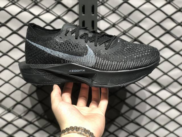 Nike Zoomx Vaporfly Next% 3 马拉松超轻缓震跑鞋 Dv4129-001 科技轻量网织半镂空轻薄透气鞋面 内置真实碳板 轻质泡棉中底 尺
