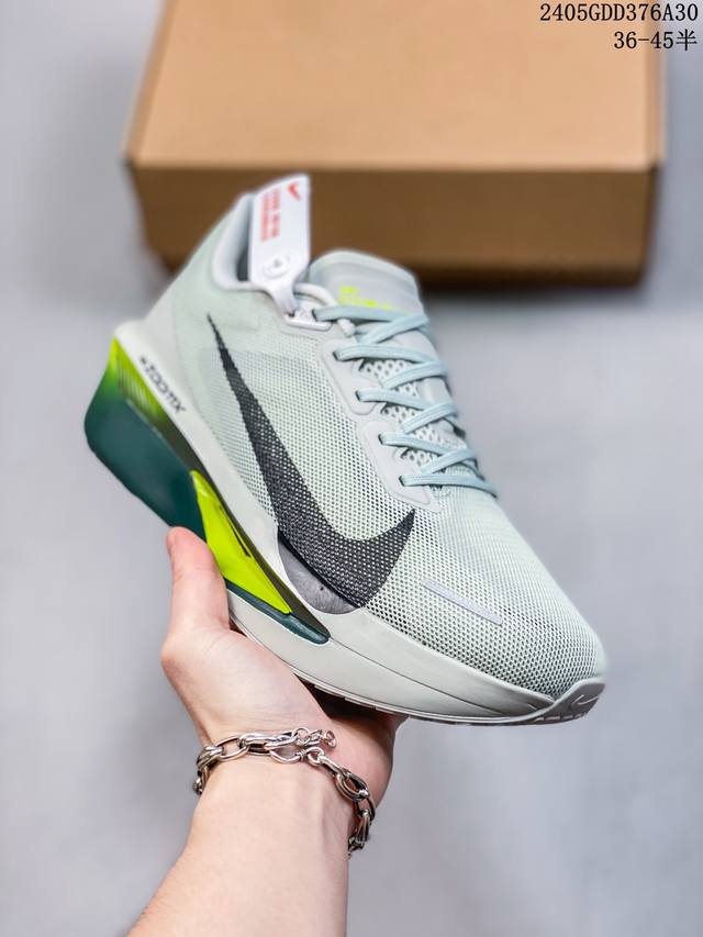Nike Zoom Fiy6马拉松高端竞速跑步鞋。特高弹性双层md搭配碳纤维组合鞋底，轻盈缓震， 鞋面采用工程网眼设计 为特定高热区域营造出色透气性 进一步增加 - 点击图像关闭