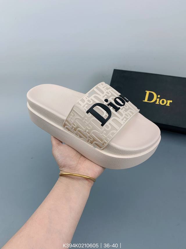 Dior迪奥字母拖鞋 size：如图 编码：K394K0210605 - 点击图像关闭