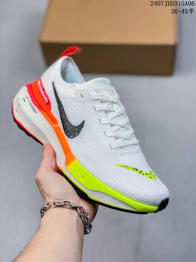 Nike Zoom React Infinity Run Fk 3 马拉松机能风格运动鞋 实拍首发 #鞋款搭载柔软泡绵，在运动中为你塑就缓震脚感。设计灵感源自日 - 点击图像关闭
